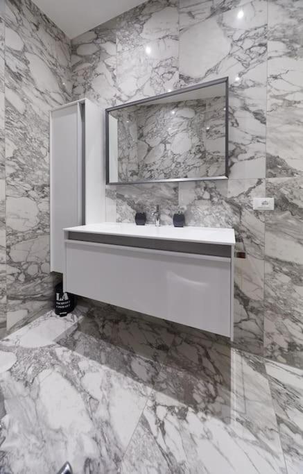 Elegant Apartment ميلان المظهر الخارجي الصورة